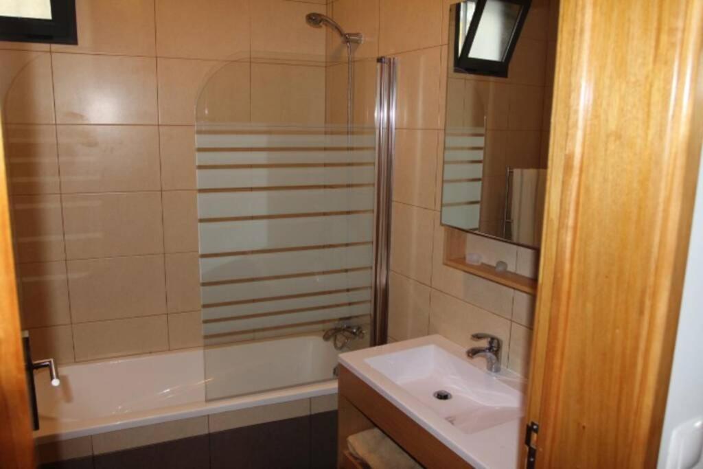 Apartamento Vista Do Mar A Ribeira Quente Ngoại thất bức ảnh